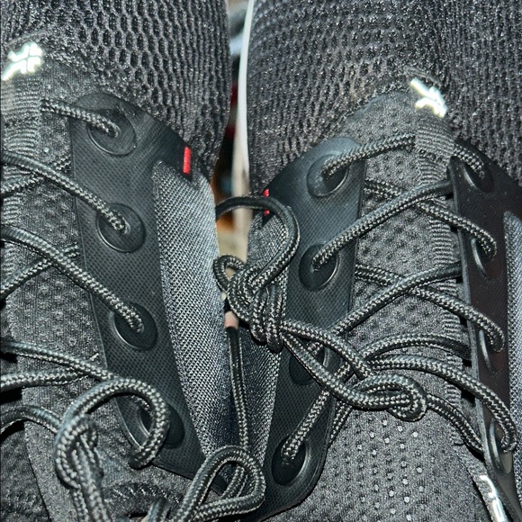 KURU Atom Men's Black Sneakers - Picture 13 of 13